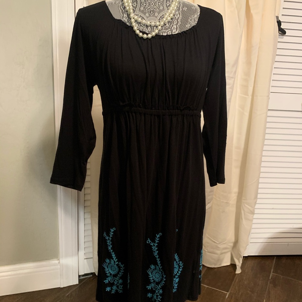2/$30 Bundle. Black, long sleeve western dress